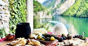 A picturesque café near Koman Lake serving traditional food.